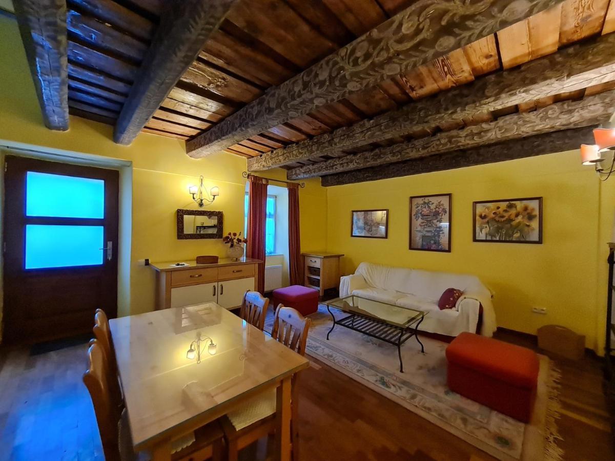 פראג Magic Central Attic Apartment מראה חיצוני תמונה