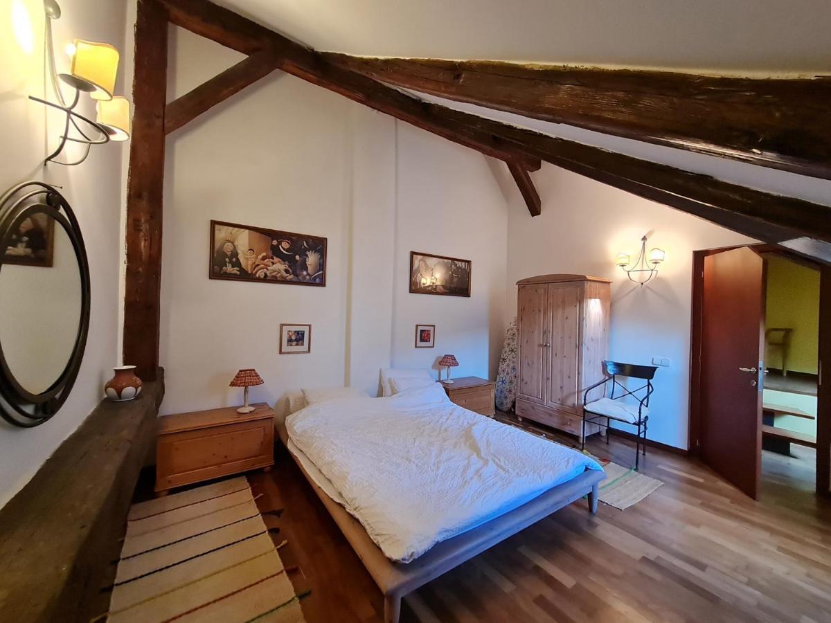 פראג Magic Central Attic Apartment מראה חיצוני תמונה